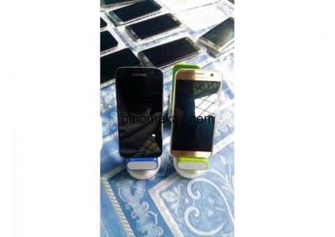 SAMSUNG Galaxy S7